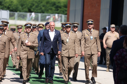 Helez: Jačati Oružane snage BiH i čuvati svaki pedalj države