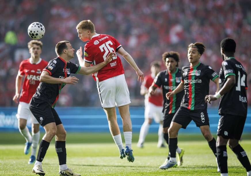 FOTO: EPA/ROBIN VAN LONKHUIJSEN