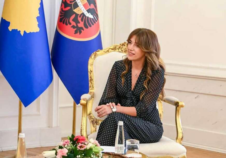 FOTO: PRESIDENT OF THE REPUBLIC OF KOSOVA
