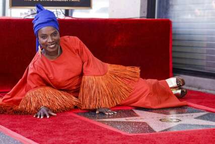 Angélique Kidjo prva afrička muzičarka sa zvijezdom na Hollywoodskoj stazi slavnih