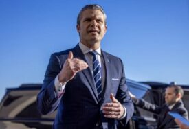 Hegseth: Američka vojska može održati pomorsku blokadu Irana na neodređeno vrijeme