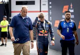 Verstappen ispao u prvom krugu Velike nagrade Nizozemske, utrka prekinuta