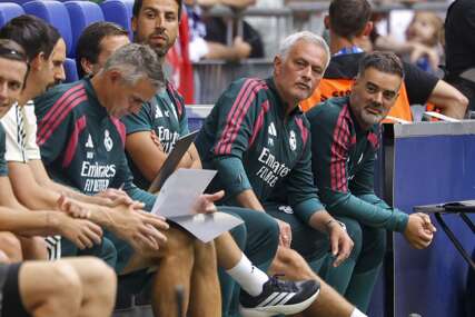 Otkriveno šta se dogodilo Mourinhu: Kako je nastala modrica ispod oka?
