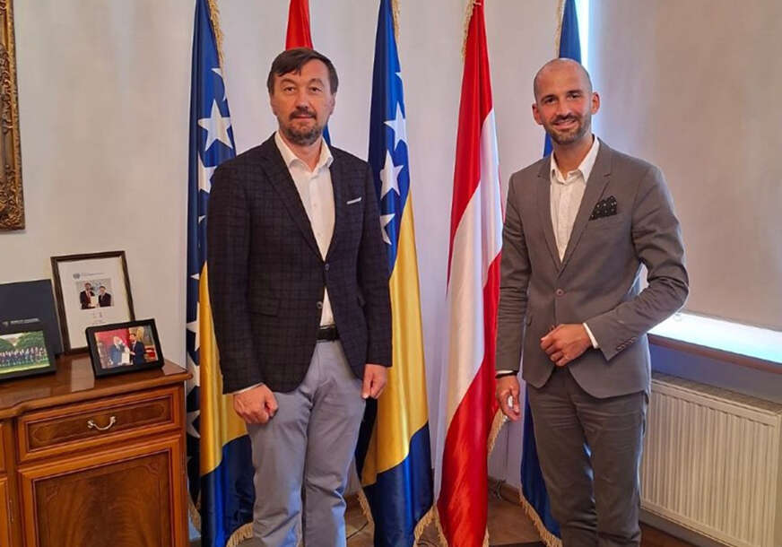 FOTO: USTUPLJENA FOTOGRAFIJA