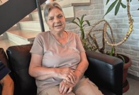Udruženje Pomozi.ba pokrenulo apel za Naziju koja boluje od reumatoidnog artritisa