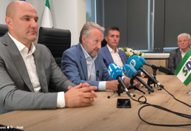 Izetbegović: Vrijeme je da država zaštiti povratnike i da se primjene zakoni