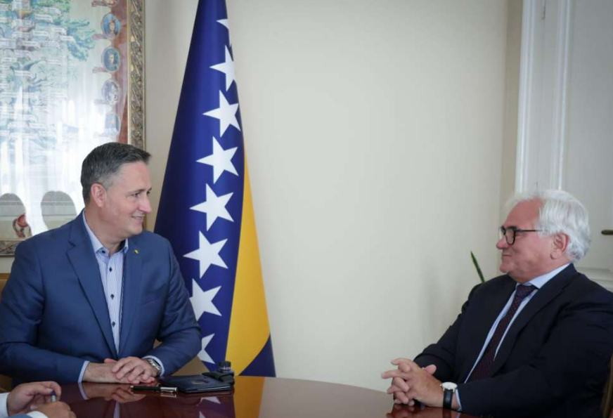 FOTO: KABINET PREDSJEDAVAJUĆEG PREDSJEDNIŠTVA BIH