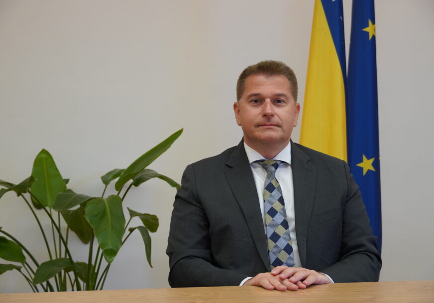 FOTO: USTUPLJENA FOTOGRAFIJA