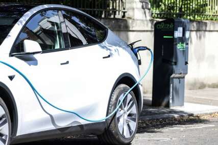Broj novih električnih automobila u EU porastao za gotovo 30 posto