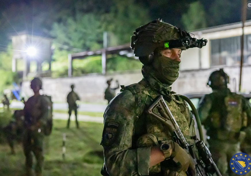 FOTO: EUFOR