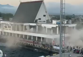 Nakon jakog zemljotresa na otoku Flores prve vijesti javljaju o 20 poginulih (VIDEO)