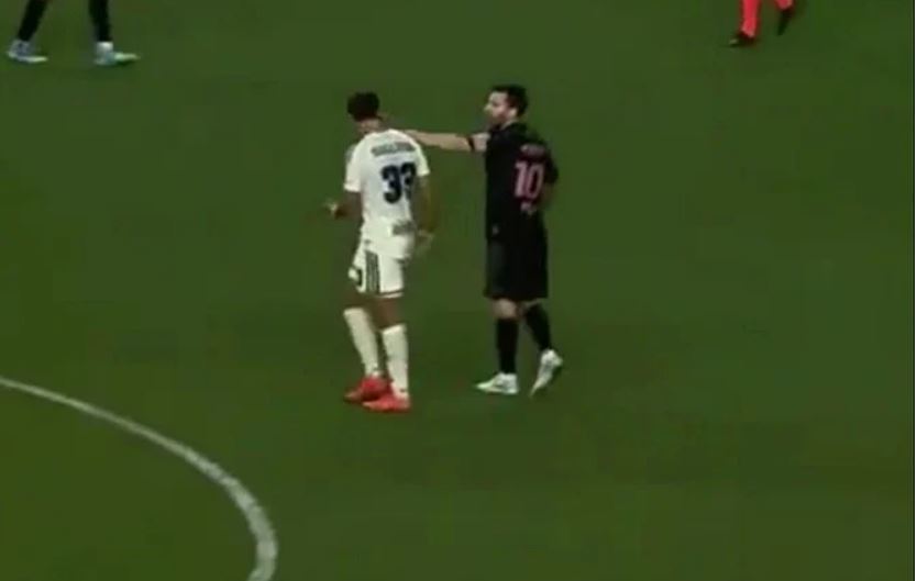 FOTO: DUEL MESSIJA I SULLIVANA (FOTO: SCREENSHOT / X)