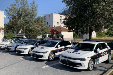 Obnovljen vozni park, stiglo 15 novih službenih vozila, ukupne vrijednosti 703.726,50 