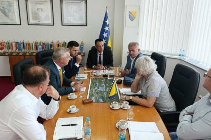 Dogovorena strateška saradnja za sigurniji lanac snabdijevanja namjenske industrije FBiH