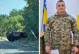 Pripadnik OS BiH poručnik Nedim Mulić spasio majku i bebu iz prevrnutog automobila