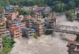 VIDEO Katastrofa u Nepalu. 18 mrtvih, stotine nestalih, među njima skoro 300 turista