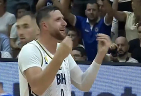 Nurkić simpatičnom gestikulacijom "provocirao" Italijane, FIBA snimak objavila na zvaničnoj stranici