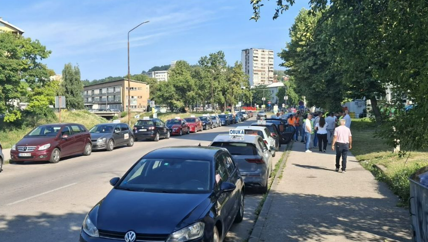 FOTO: TUZLANSKI.BA