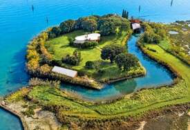 Na prodaju venecijanski otok s Napoleonovom tvrđavom