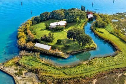 Na prodaju venecijanski otok s Napoleonovom tvrđavom