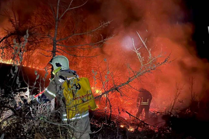 Vatrogasci šest sati gasili požar u selu Ravska kod Prijedora