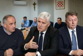 HDZ BiH OSTAVIO ZDENKA ĆOSIĆA BEZ LISTE: U Širokom Brijegu izabrali druga imena za izbore