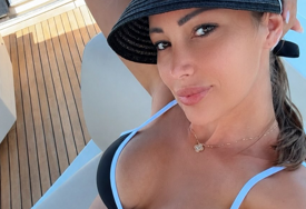 Godinu nakon porođaja Aleksandra Prijović blista u kupaćem kostimu (FOTO)