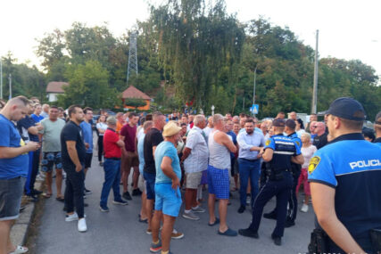 Građani se okupili ispred TE Tuzla: "Ne želimo da nas više truju"