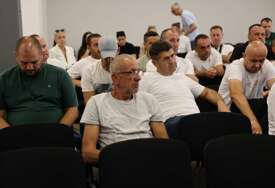 Postignut dogovor o daljnjim koracima za rješavanje statusa otpuštenih radnika Komunalnog