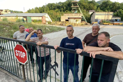 Rudari ne odustaju od svojih prava: U jami 'Raspotočje' petu noć prenoćilo 9 zeničkih rudara