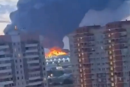 Ukrajinski "Flamingosi" pogađali moskovsku oblast, zapaljen i "amazon" (VIDEO)
