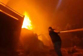 Vatrogasci objavili zastrašujući snimak iz centra požara u Omišu (VIDEO)