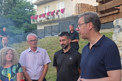 Vučić evocirao uspomene, noćio u Bugojnu,  roštiljao, nazdravljao... (VIDEO)