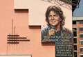 Ako je vlastima u Istočnom Sarajevu trebao Srbin za mural, zar nisu mogli pronaći boljeg? Recimo, Zdravka Čolića...