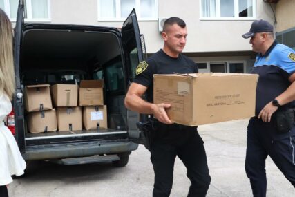 MUP Kantona Sarajevo dodijelio taktičke uniforme policijskim službenicima MUP-a BPK Goražde