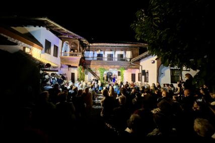 Specijalni program NPS „Kultura na ulice!“ zatvoren spektakularnim koncertom solista i Hora Opere NPS