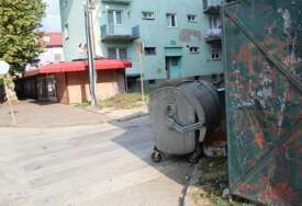 Okom kamere Bosnainfo: "Naša posla"