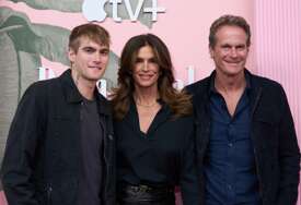 Sin Cindy Crawford: Sumnja se da se Presley Gerber predozirao tokom boravka u klinici za rehabilitaciju