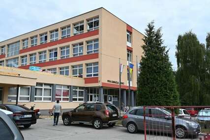 Prva gimnazija u Zenici obnovljena uz podršku Vlade Zeničko-dobojskog kantona