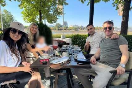 Tanja Savić uživala s Muhamedom i porodicom: Pokazala atmosferu iz Beograda