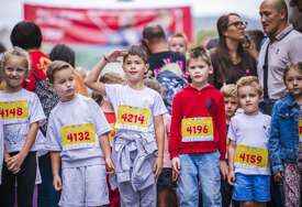 Sarajevo Run Fest zvanično otvoren: Najmlađi trkači donijeli sportsku radost u centar Sarajeva