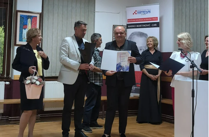 FOTO: PRESS
