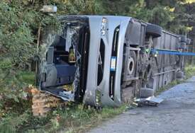 Tragedija u Njemačkoj: Autobus s turistima sletio s autoceste, dvoje poginulih