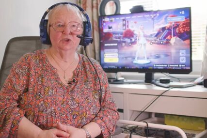 Baka od 78 godina oborila Ginisovog rekorda igrajući Fortnite