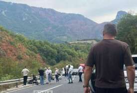Teška nesreća na M-17 na Bradini: Povrijeđen motociklista, saobraćaj potpuno obustavljen