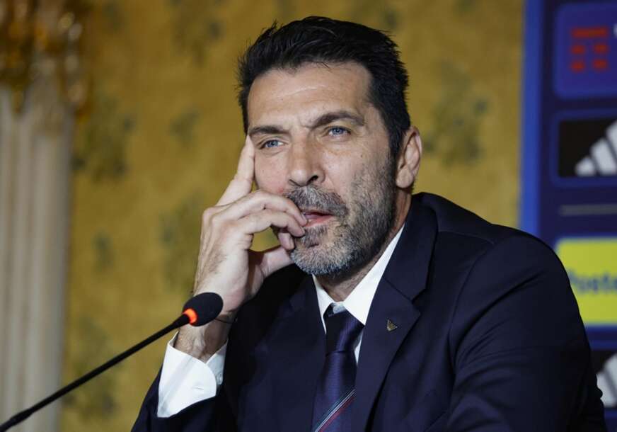 FOTO: EPA/FABIO FRUSTACI