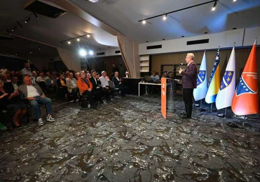 FOTO: DEMOKRATSKA FRONTA