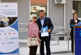 Uručeni ključevi novih stanova za 24 porodice u Mostaru