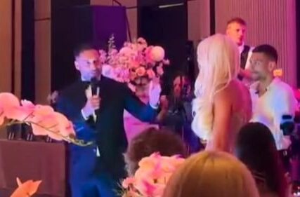 Karleuša poljubila bivšeg supruga pred svima: Haos u hotelu, gosti vrište
