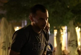 Fahret Horozović, koji je automobilom teško povrijedio troje djece u Cazinu, predat u Tužilaštvo USK